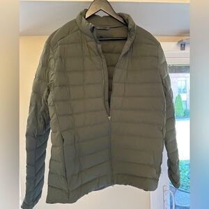 lululemon - navigation down jacket - medium olive green large